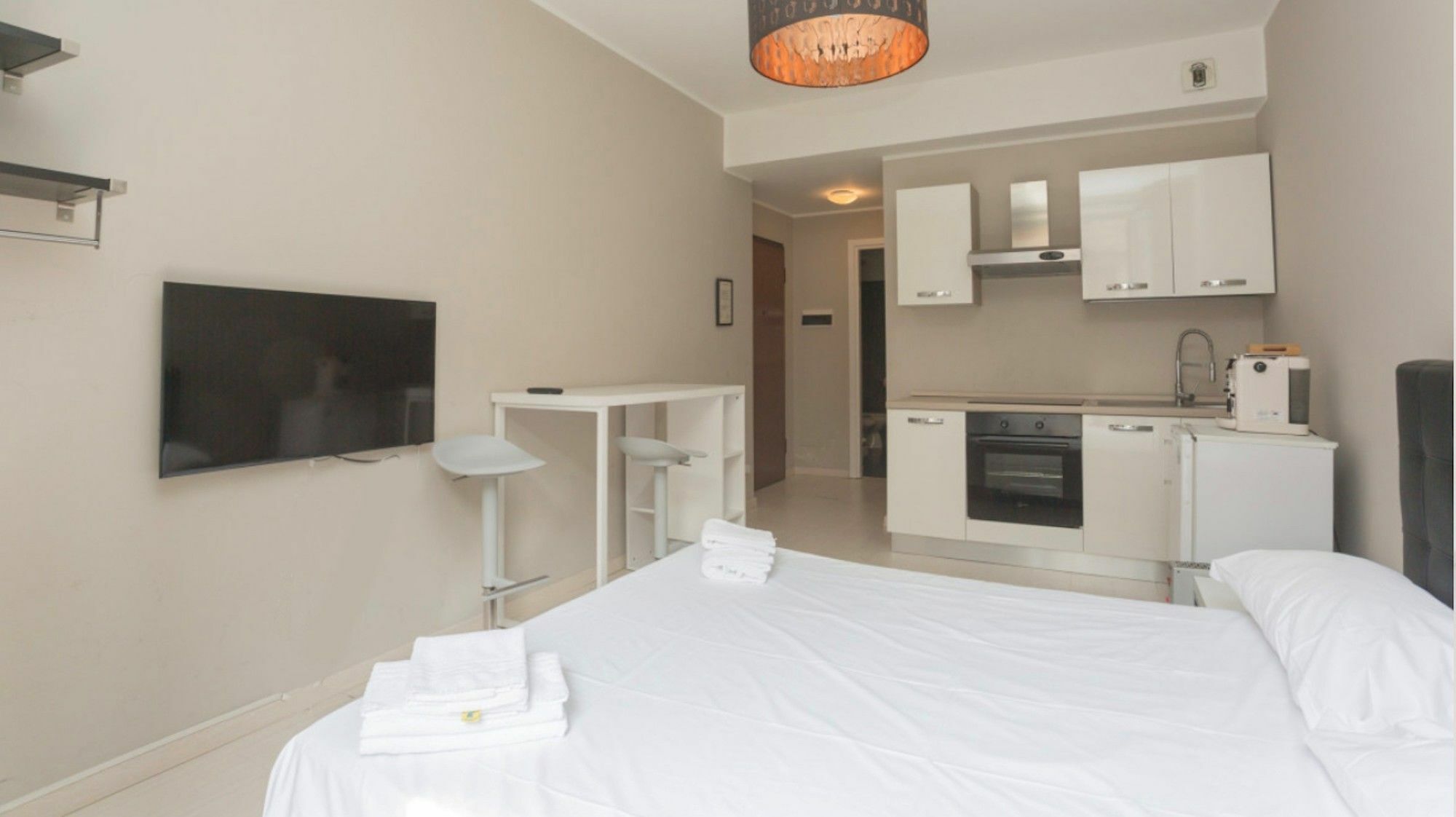 Short Rent Apartments Милан Экстерьер фото