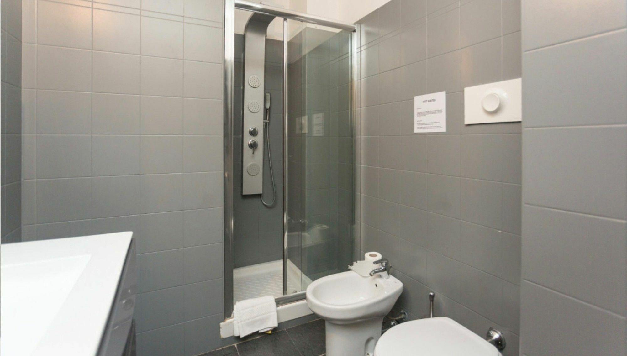 Short Rent Apartments Милан Экстерьер фото